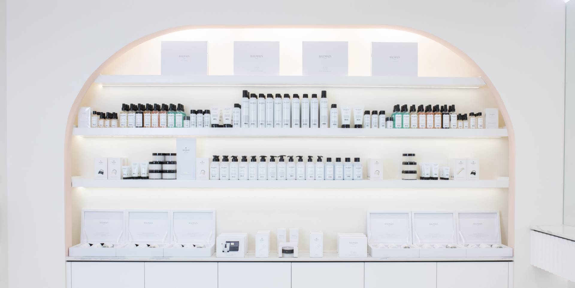 about-banner-outshadow